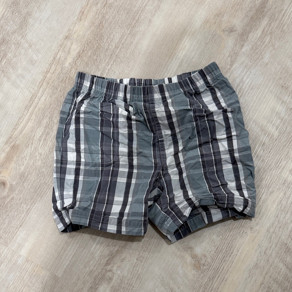 Boys  Plaid Gray Shorts